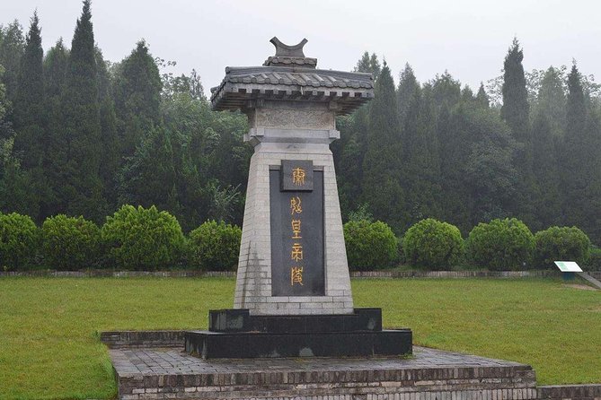 Terra-Cotta Warriors & Horses Essential Full Day Tour from Xi'an - How long is enough? Timing, crowds, and what to pack