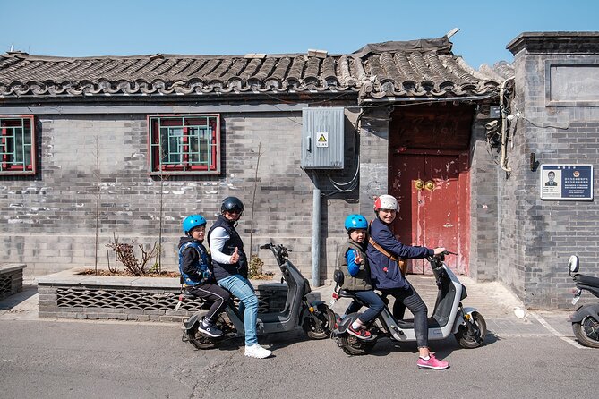 The Hutong Experience by Bike - Riding Through Hutong Lanes: Why a Guide Beats Solo Exploring