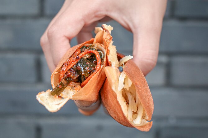 Tuktuk Food Tour Through Chengdu's Local Eats - Meeting Point and Timing: The 6:30 pm Start That Sets You Up