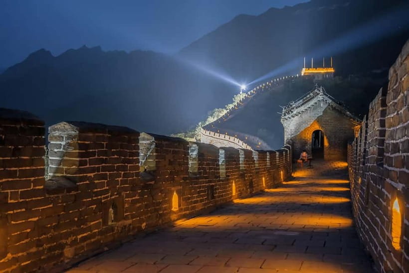 Twilight Glow at Mutianyu Great Wall Evening Bus Tour+Ticket - The 1.5-Hour Bus Ride: Sit Back, Then Watch the Day Shift