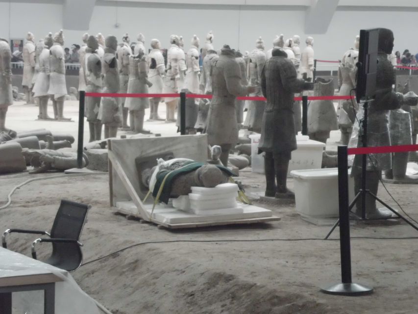 Xian: Guided Terracotta Army Bus Tour or Ticket Only Option - Key highlights worth your time