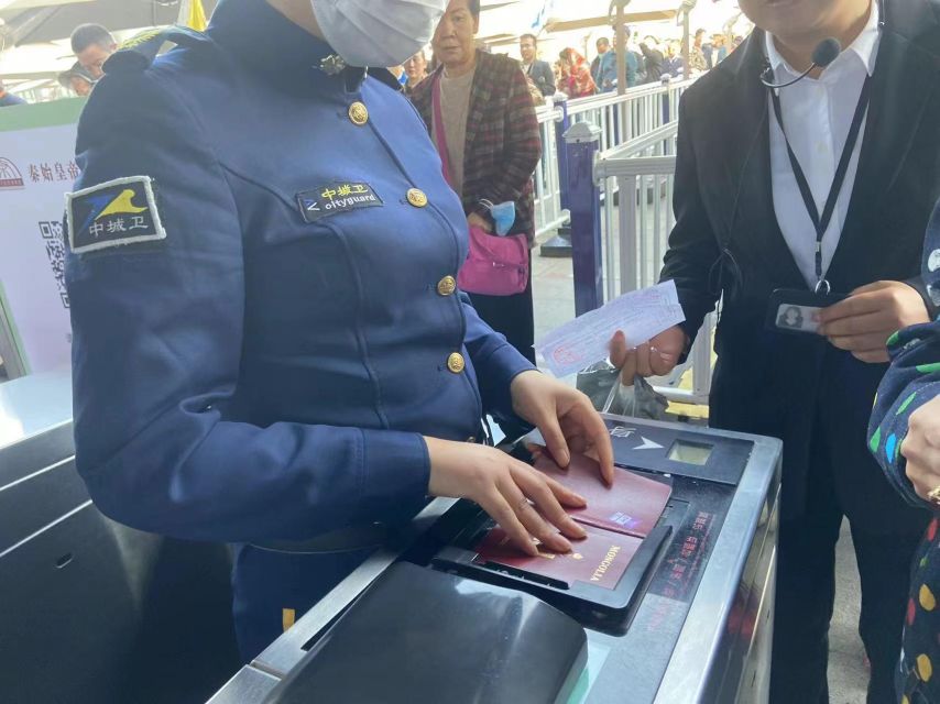 Xian: Guided Terracotta Army Bus Tour or Ticket Only Option - Return to Xi’an and drop-off: expect many stops