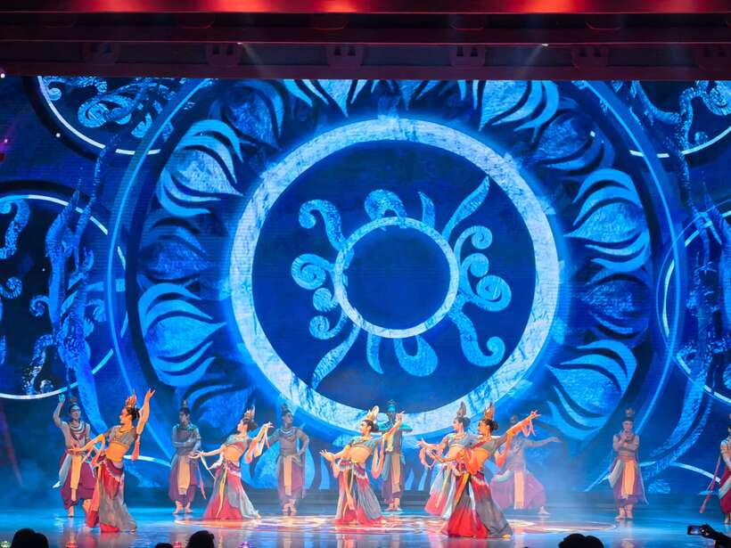 Xi'An: Tang Dynasty Show Ticket w/ Transfer or Dinner - How the night runs: regular timing vs peak-season two sessions