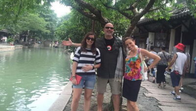 Yu Garden, Old Street, Bund & Zhujiajiao Water Town Bus Tour - Yu Garden First: Imperial Garden Design Without the Time Pressure